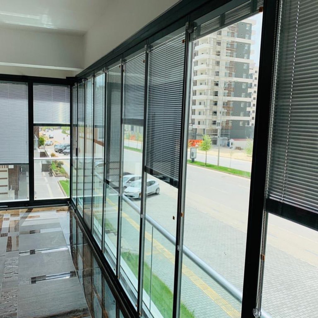 Isıcamlı Katlanır Cam Balkon
